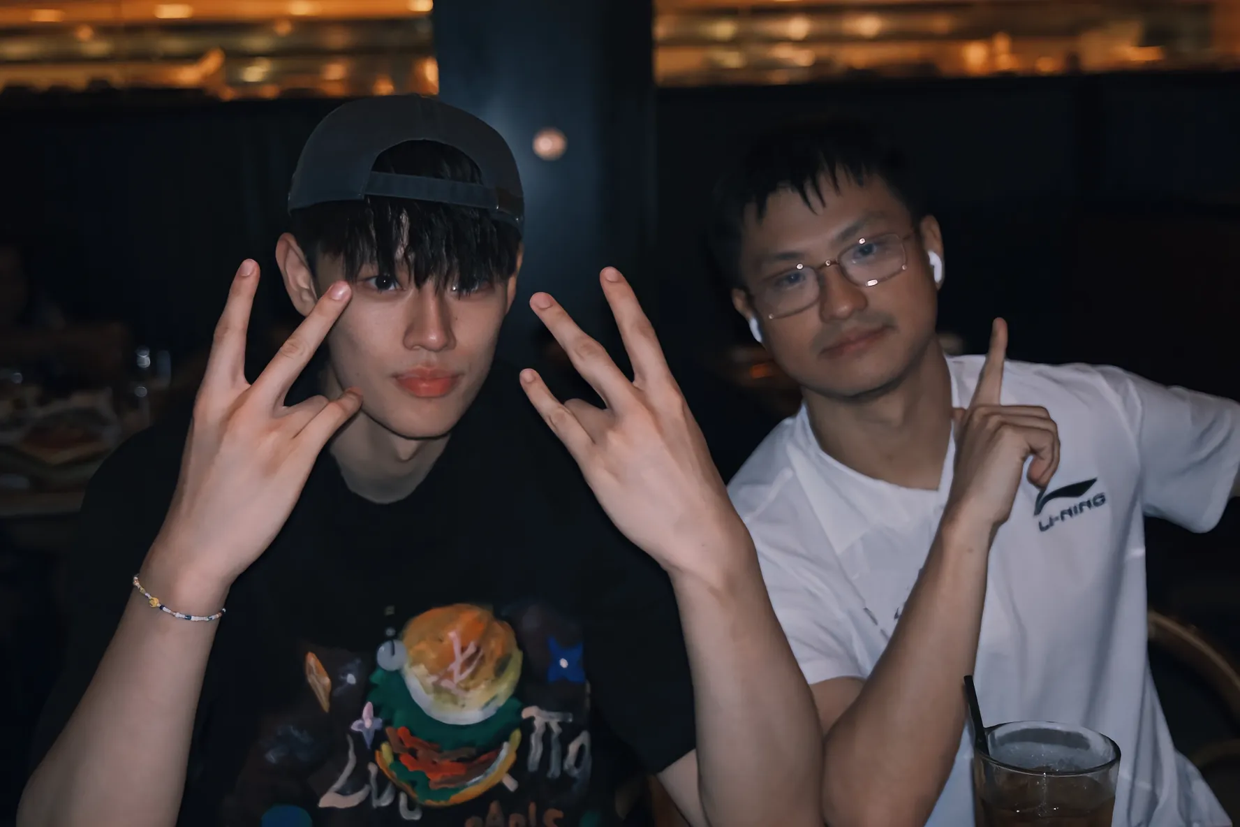 div, 配文, div
