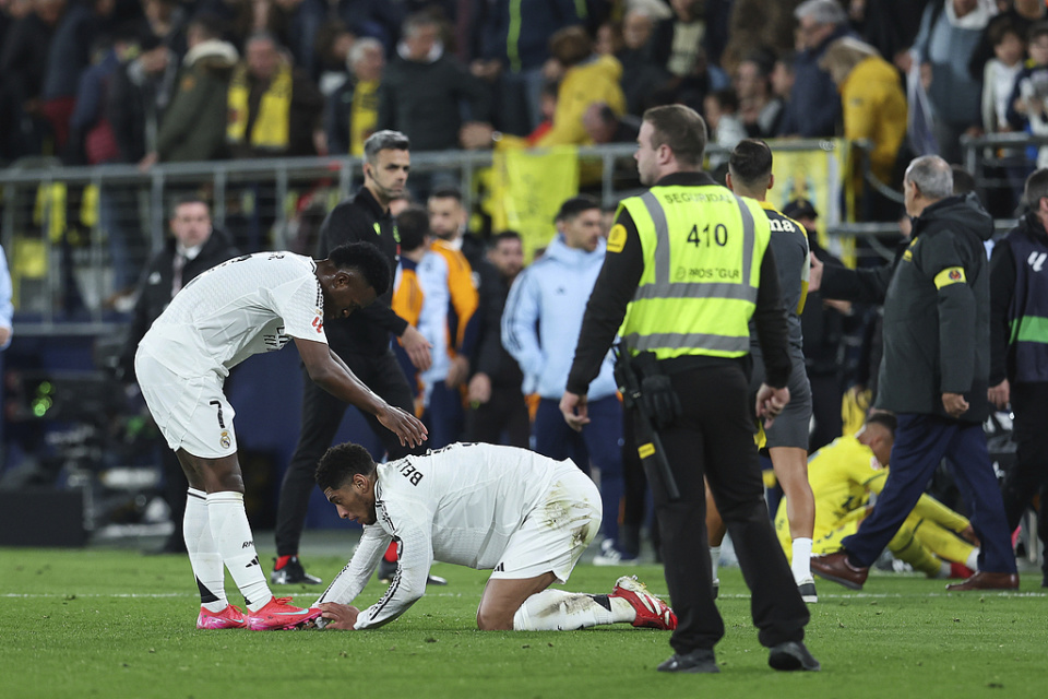 B队中锋贡, 楚阿梅尼或