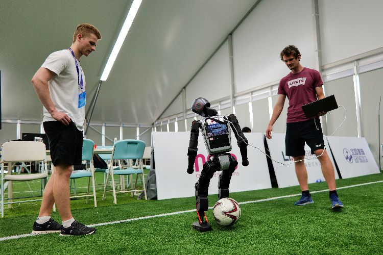 stron, 鸿雁梦想队 stron, 鸿雁梦想队