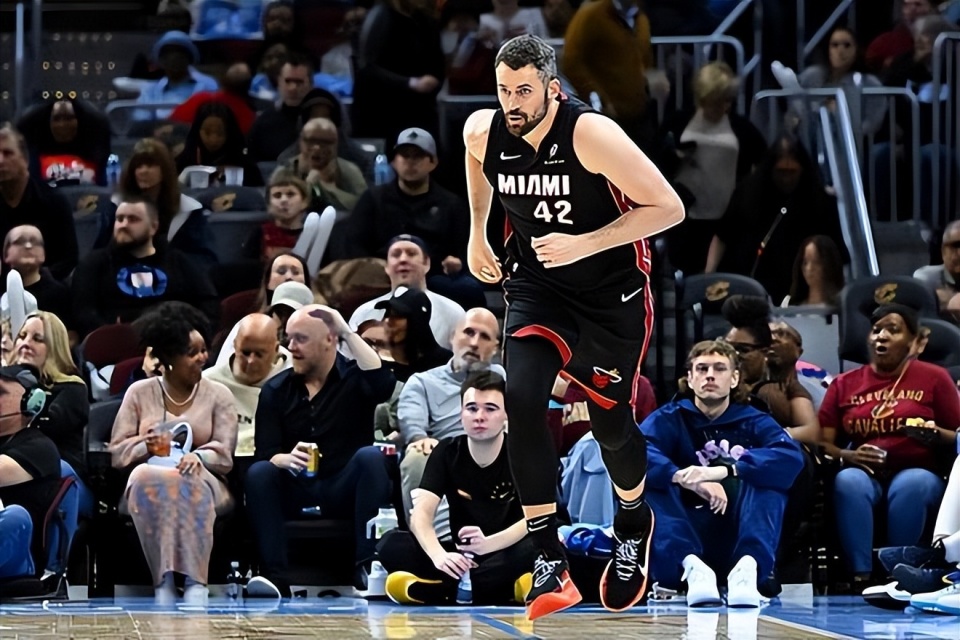 但是为何不, 与到争冠队 但是为何不, 与到争冠队