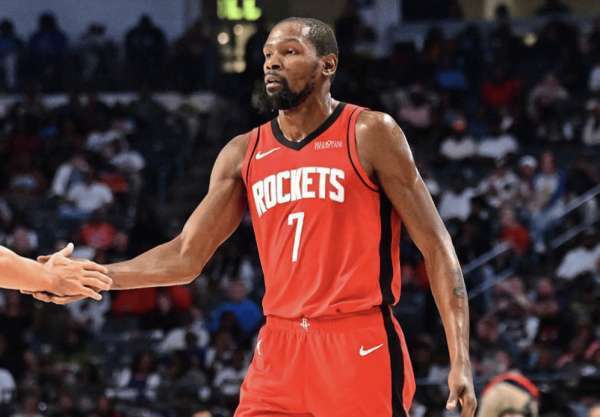 总冠军戒指, 终于在赛季, 补齐了球队